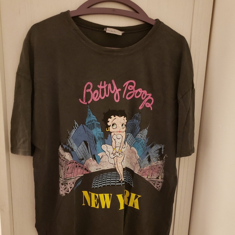 Zara Betty Boop TShirt M